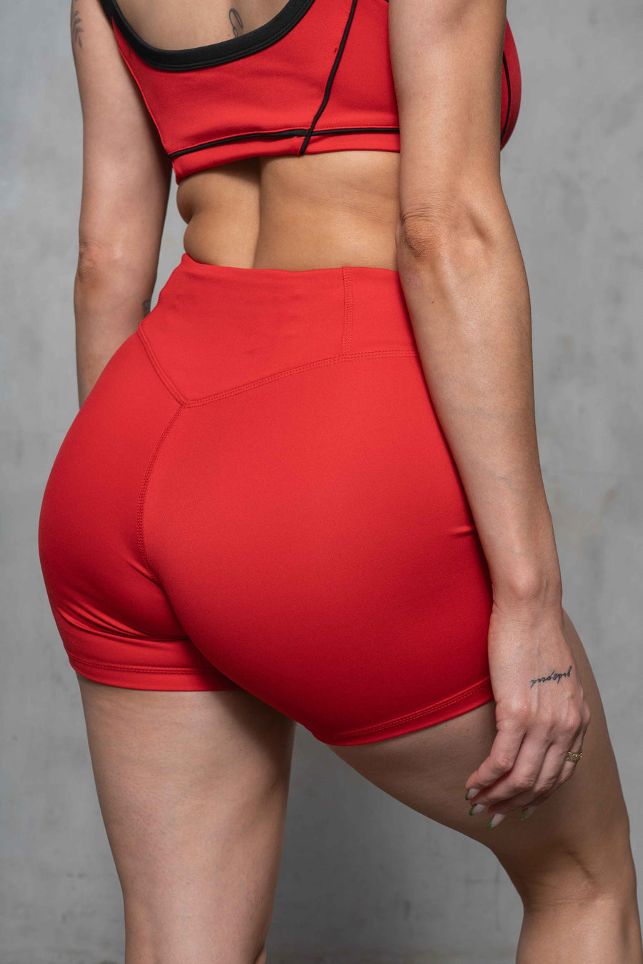 Active Contrast Short