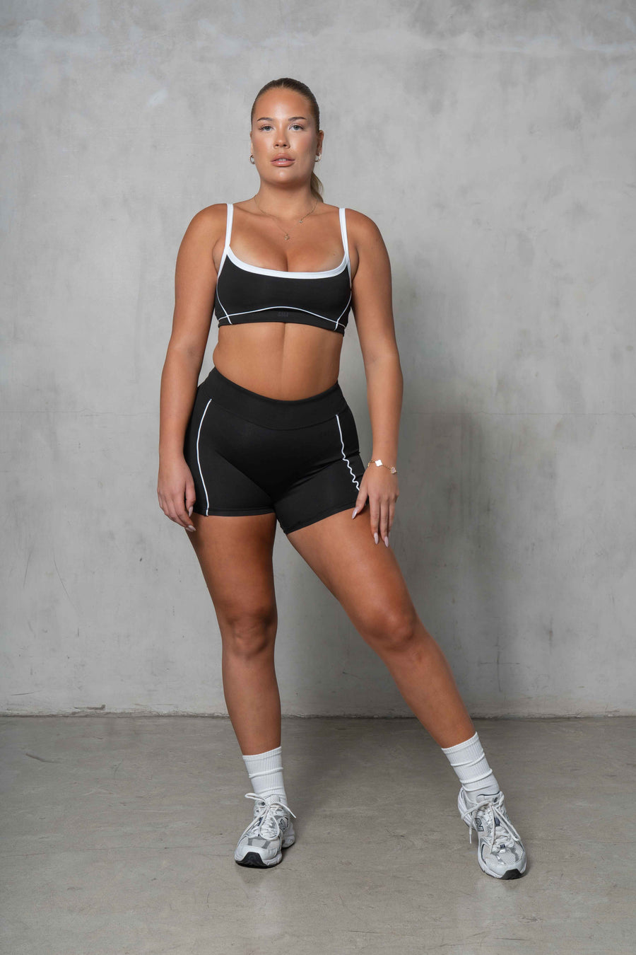 Active Contrast Short